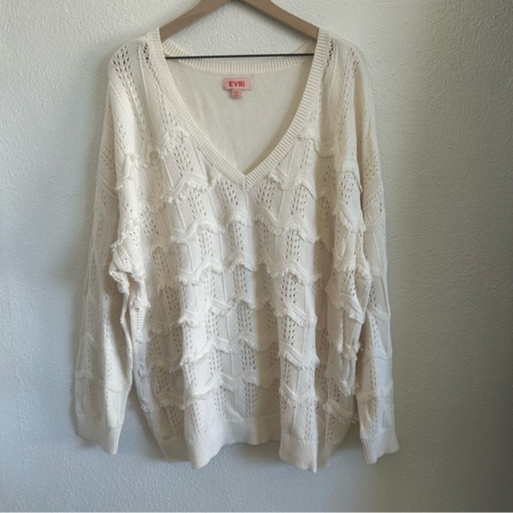 EVRI Women's Ivory V-Neck Sweater